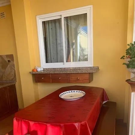 Villa Del Sur Con La Piscina Privada